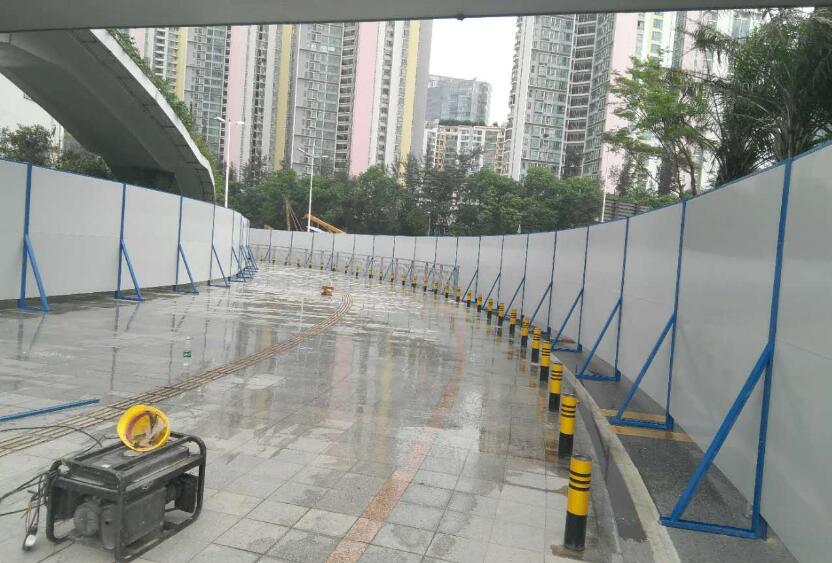 深圳金屬施工圍擋價格多少？多少錢一米？